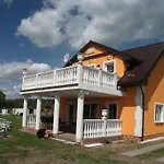 Freistehendes Orange Fuer 10 Personen By Interhome Feriehus *